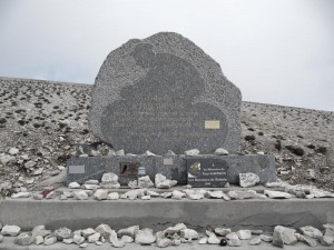 monument tommy simpson
