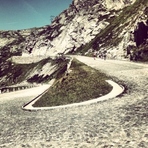 Kilometers lang steentjes op de Gotthard Pass